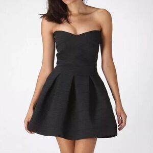 EXPRESS Black Bandage Strapless Sweetheart Dress - S